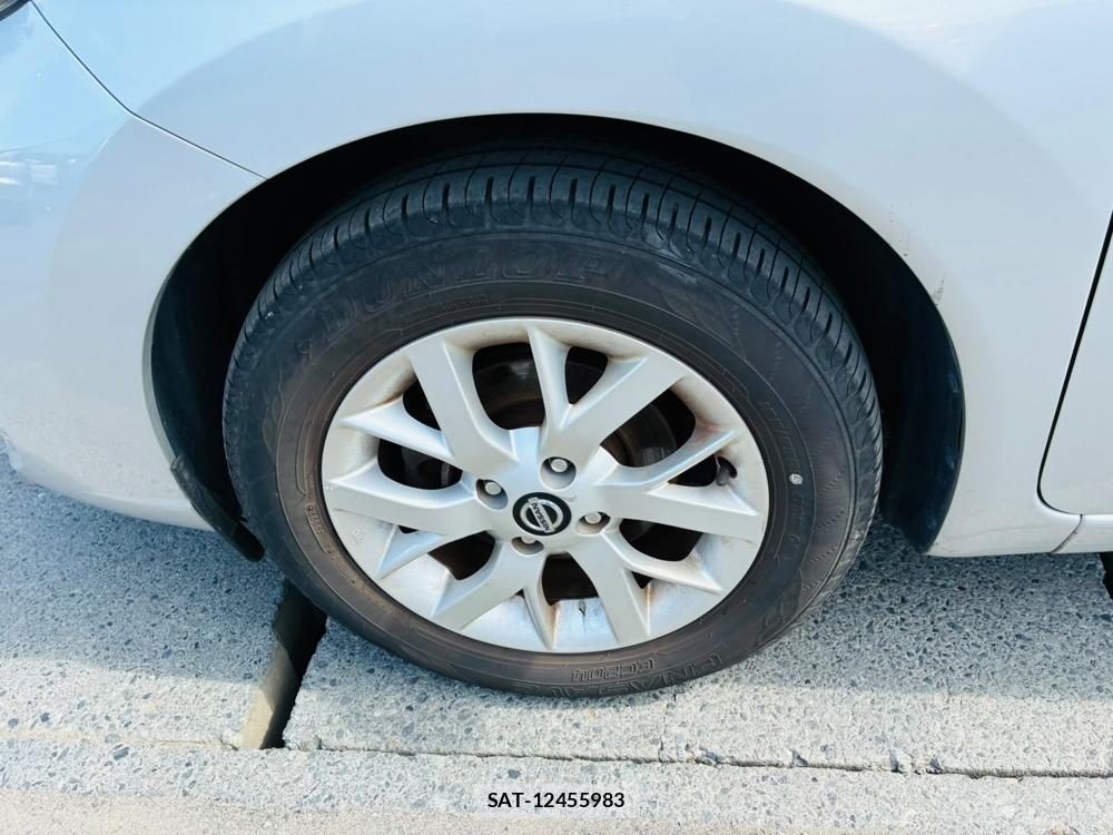 Nissan NOTE 2019-10 8120442-28