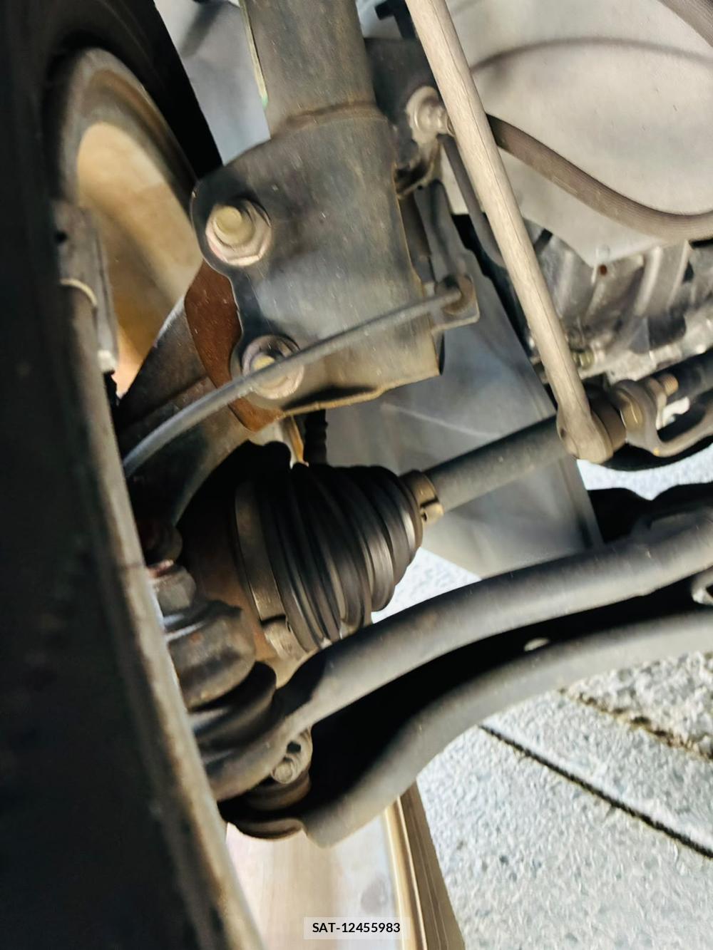 Nissan NOTE 2019-10 8120442-33
