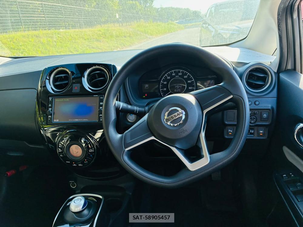 Nissan NOTE 2019-06 7738517-13