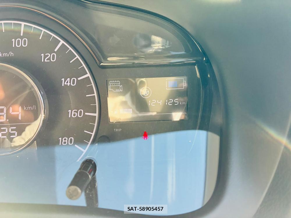 Nissan NOTE 2019-06 7738517-15