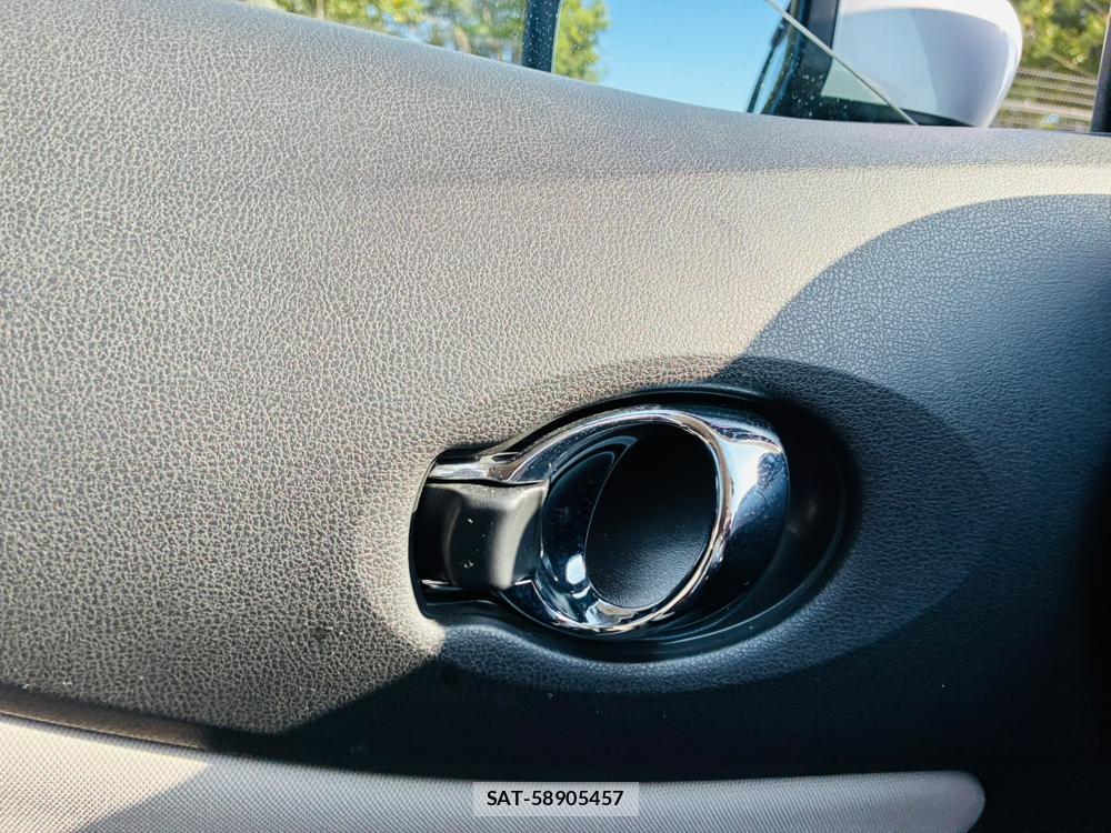 Nissan NOTE 2019-06 7738517-21