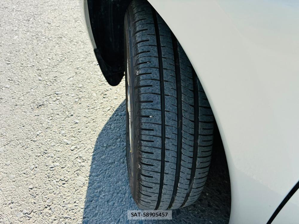 Nissan NOTE 2019-06 7738517-30