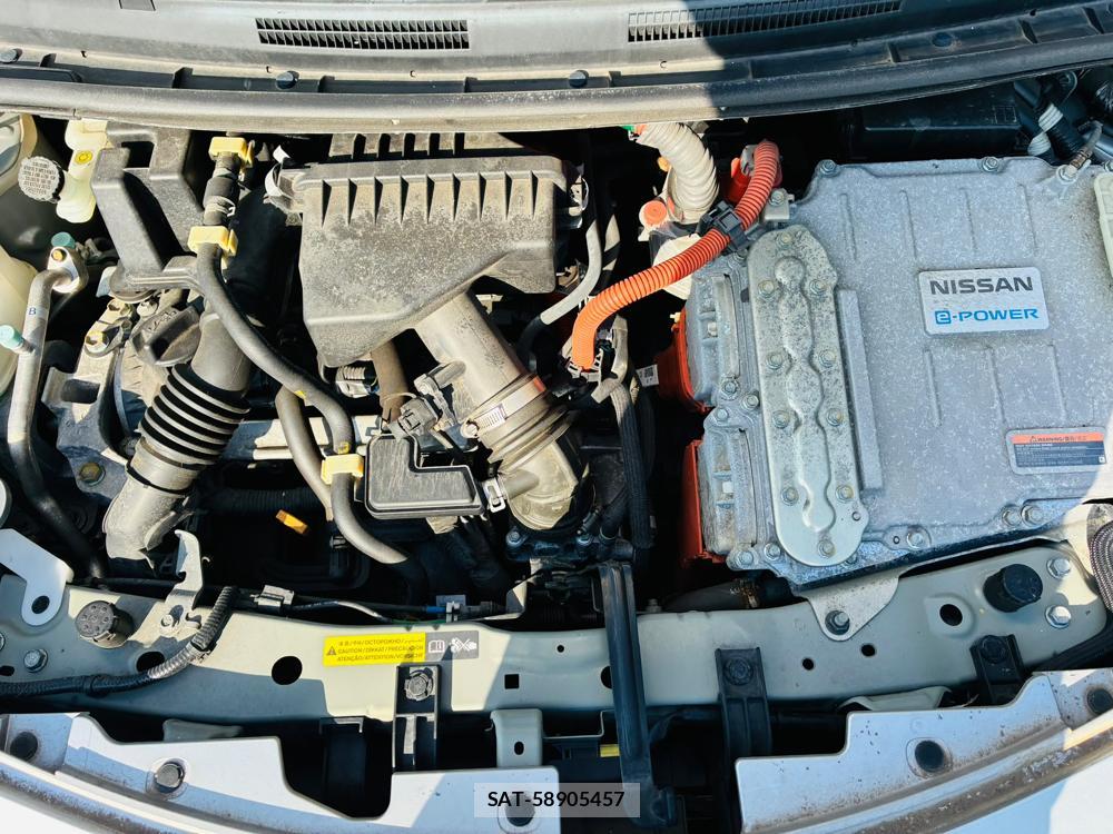 Nissan NOTE 2019-06 7738517-32