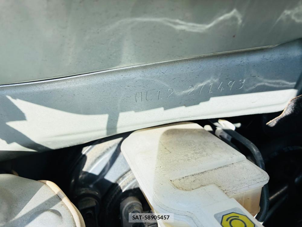 Nissan NOTE 2019-06 7738517-33
