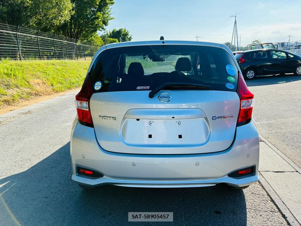 Nissan NOTE 2019-06 7738517-3