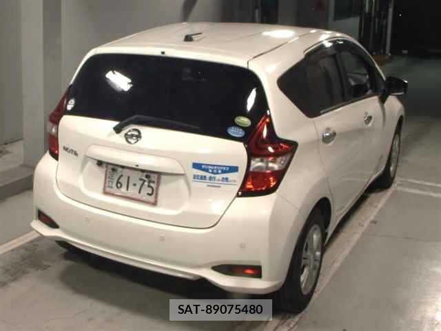 Nissan NOTE 2019-06 8363894-1