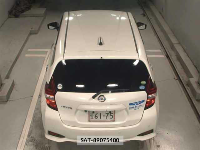 Nissan NOTE 2019-06 8363894-2