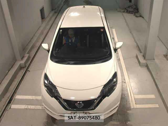 Nissan NOTE 2019-06 8363894-5