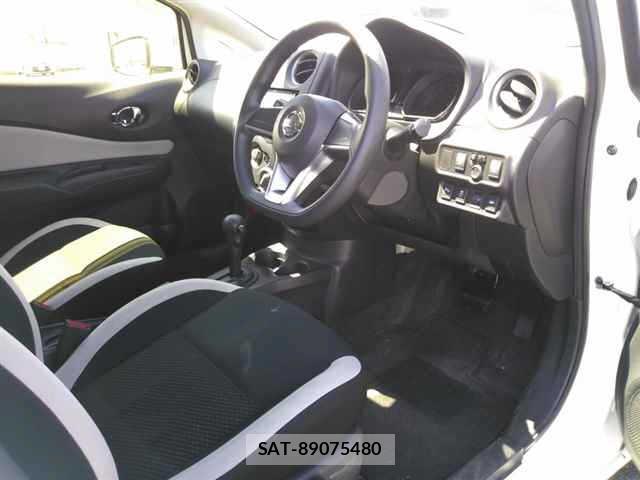 Nissan NOTE 2019-06 8363894-6