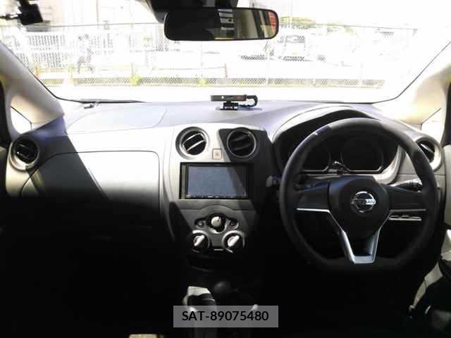 Nissan NOTE 2019-06 8363894-7