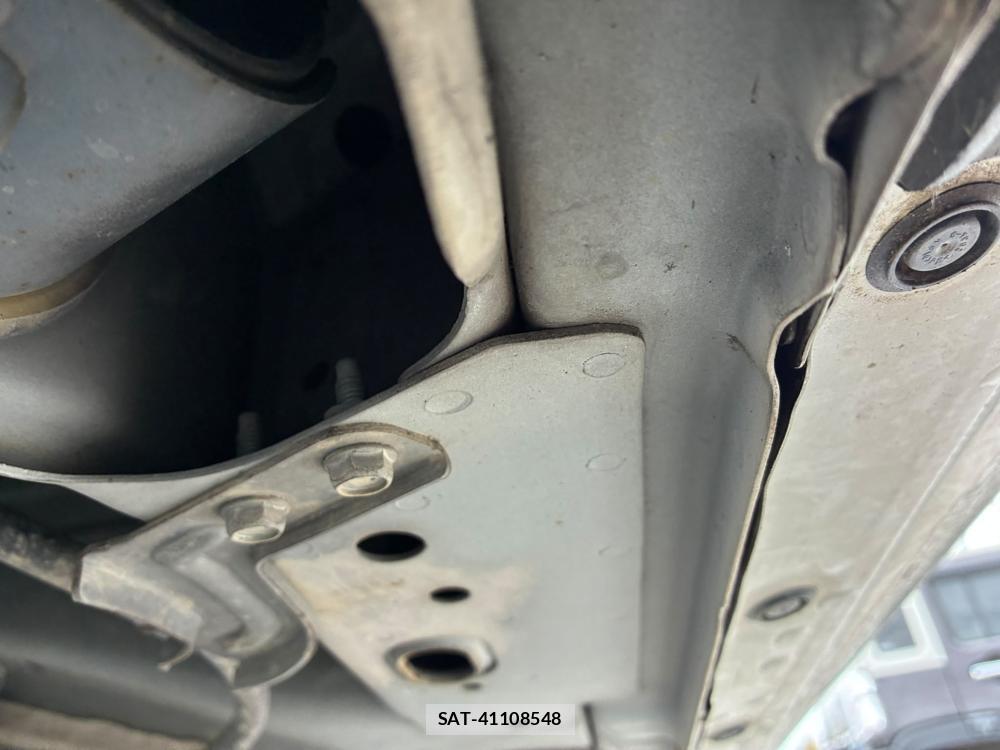 Nissan NOTE 2020-01 8313428-36