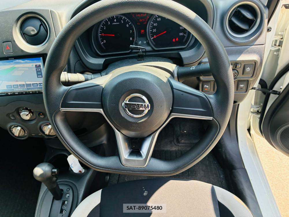 Nissan NOTE 2019-06 8363894-14