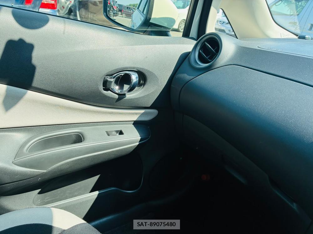 Nissan NOTE 2019-06 8363894-23