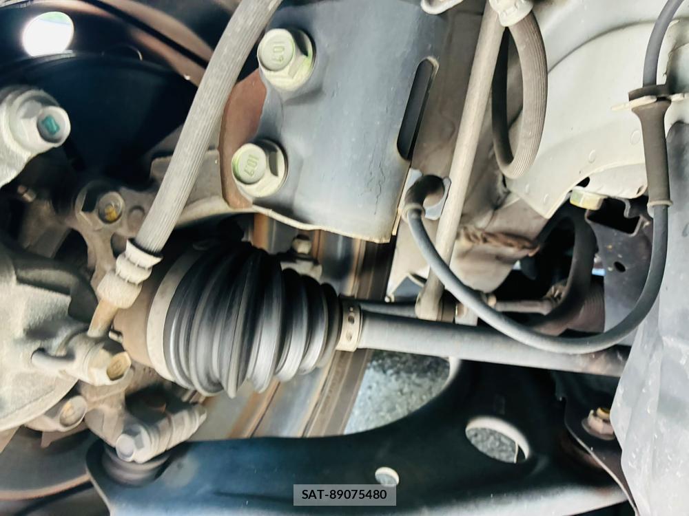 Nissan NOTE 2019-06 8363894-33
