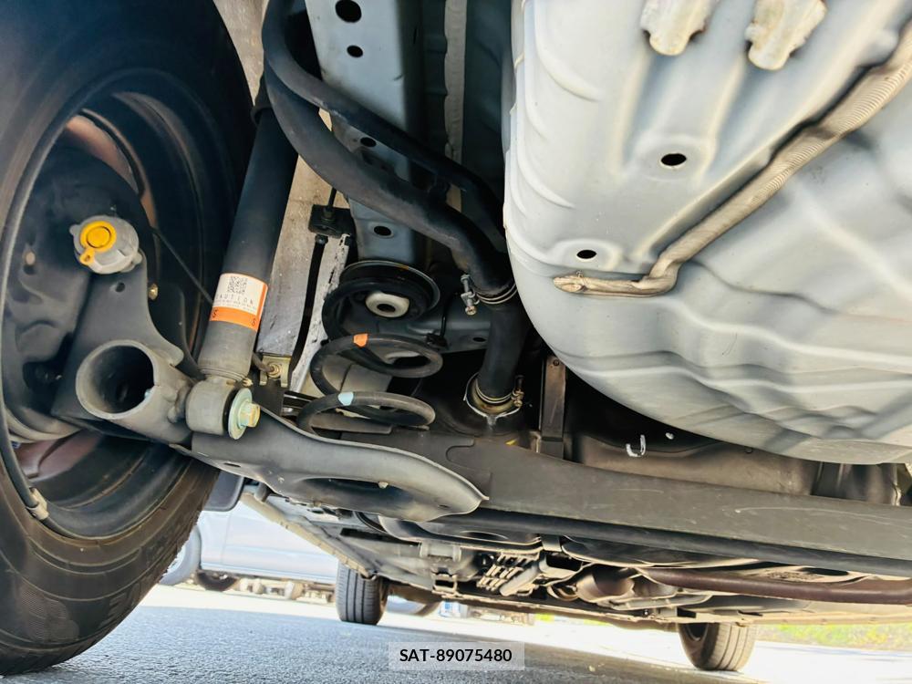 Nissan NOTE 2019-06 8363894-35