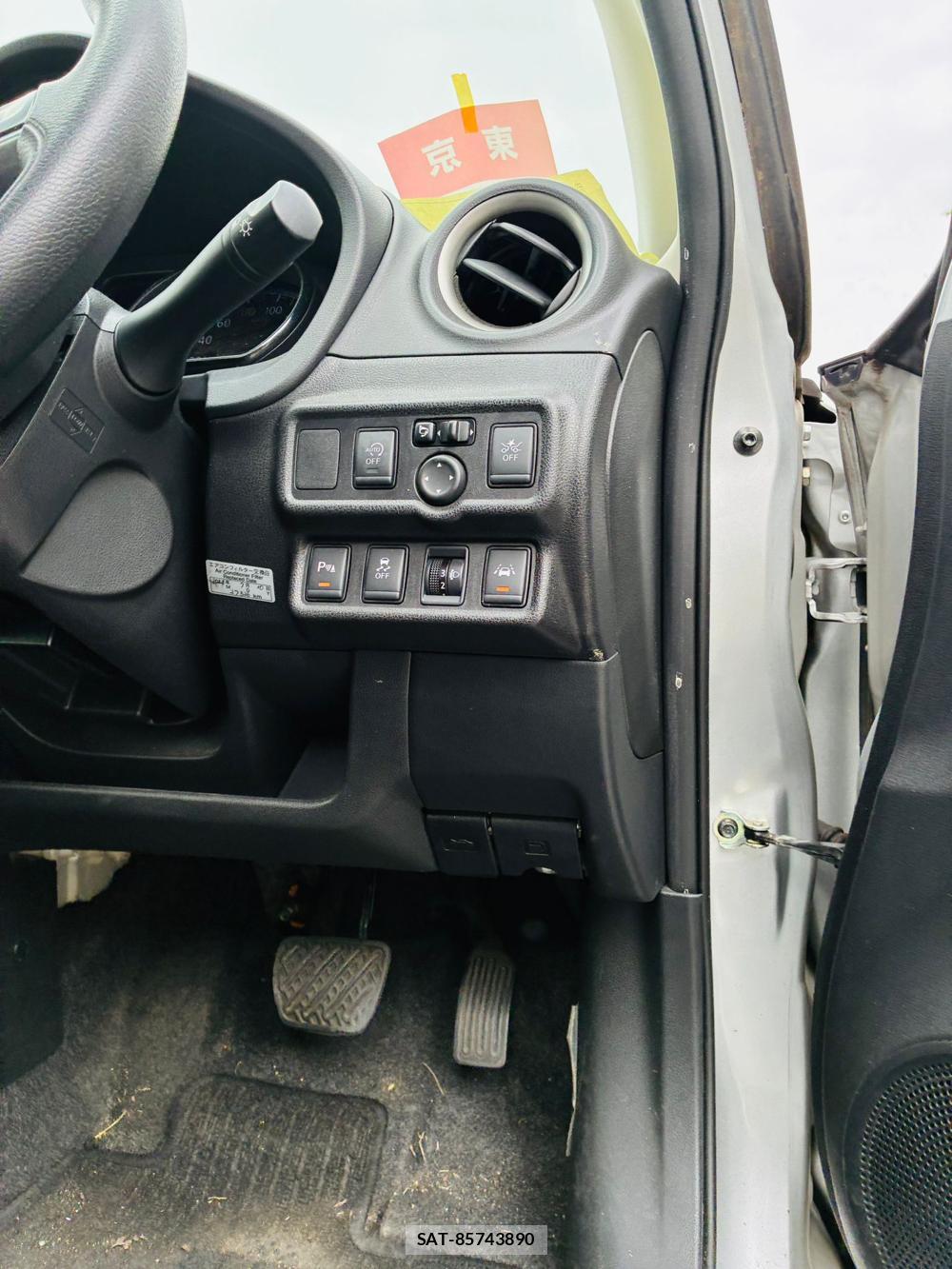 Nissan NOTE 2019-07 8663737-16