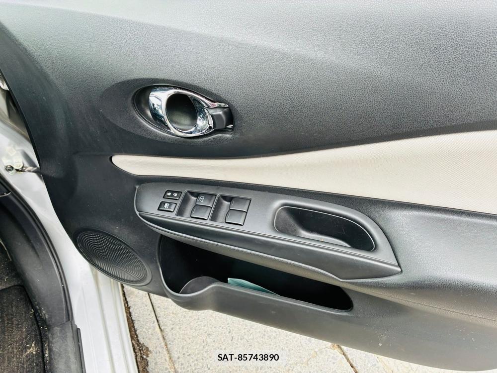 Nissan NOTE 2019-07 8663737-23