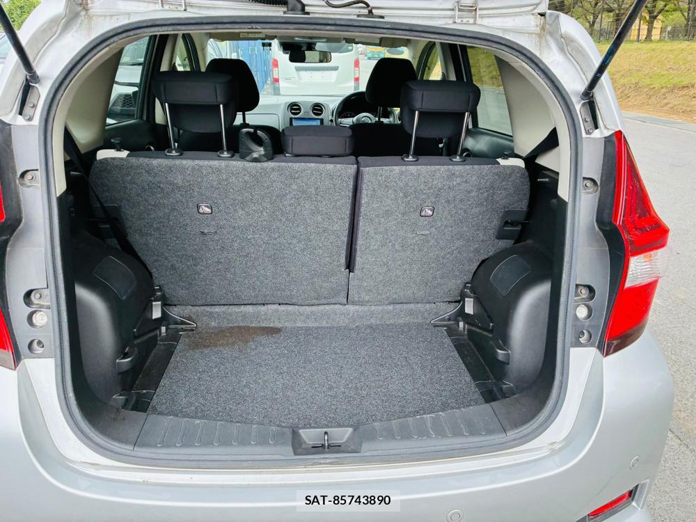 Nissan NOTE 2019-07 8663737-26