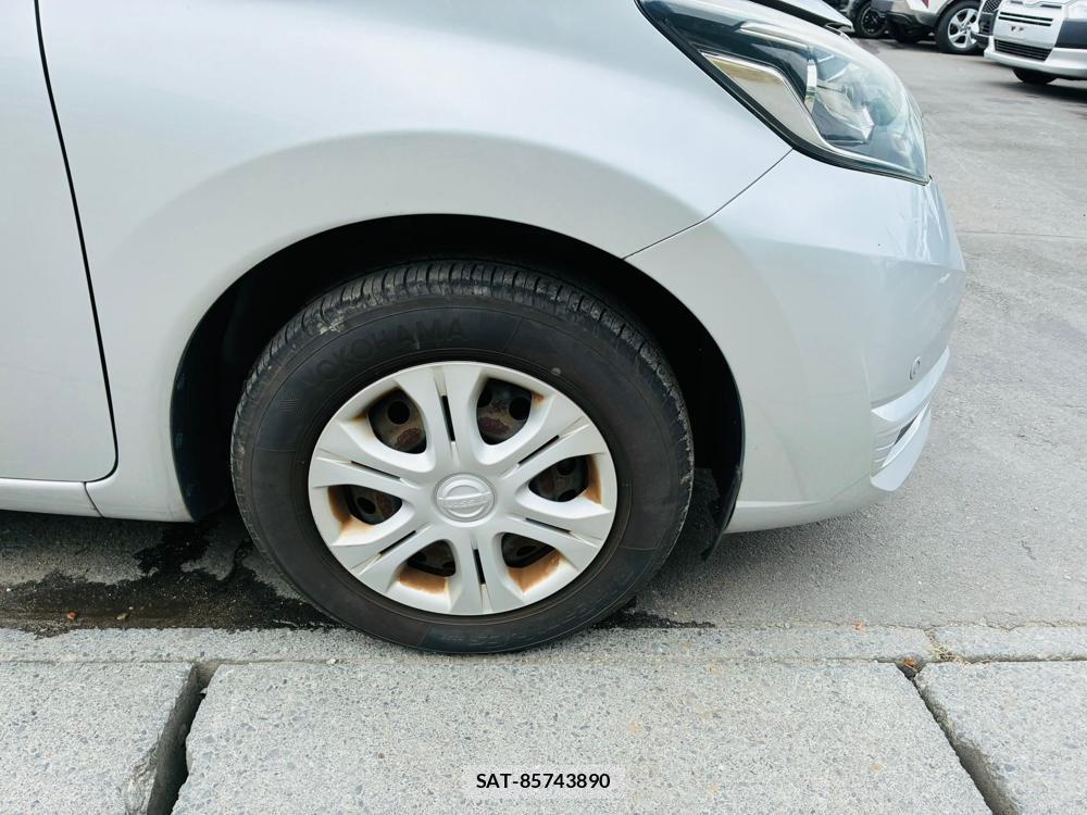 Nissan NOTE 2019-07 8663737-29