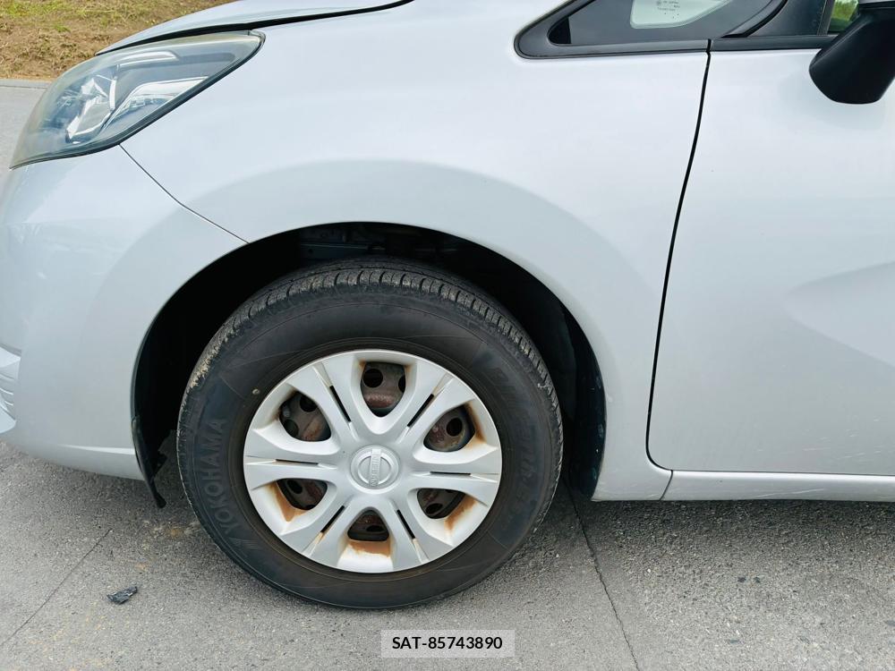 Nissan NOTE 2019-07 8663737-30
