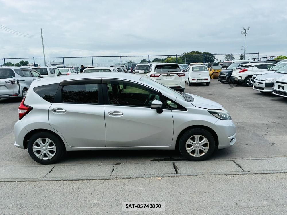 Nissan NOTE 2019-07 8663737-5