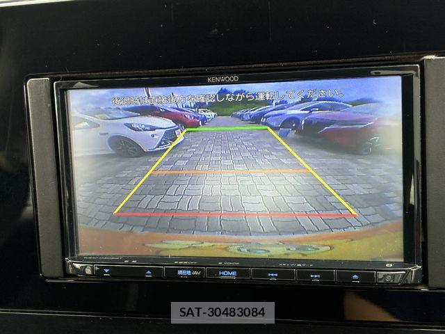 Nissan NOTE 2022-01 1355206-12