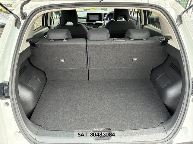 Nissan NOTE 2022-01 1355206-7
