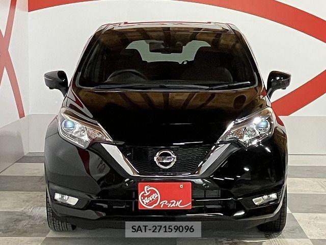 Nissan NOTE 2018-03 3773262-8