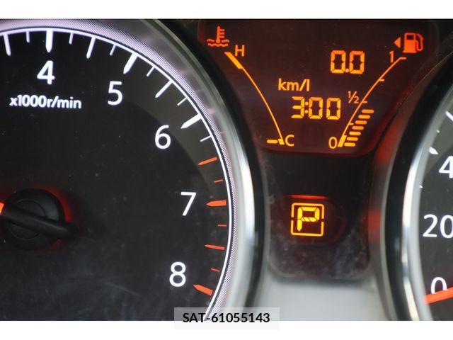 Nissan NOTE 2014-04 4372146-9