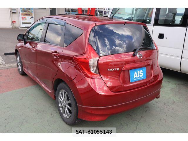 Nissan NOTE 2014-04 4372146-2