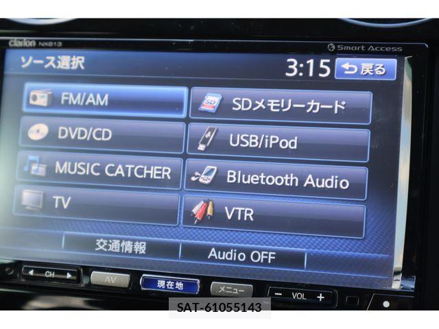 Nissan NOTE 2014-04 4372146-5