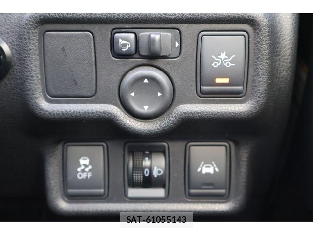 Nissan NOTE 2014-04 4372146-7