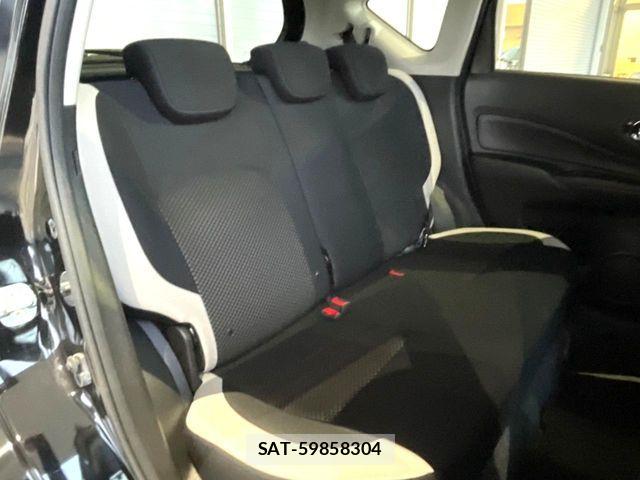 Nissan NOTE 2018-11 6265368-8
