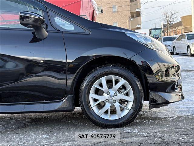 Nissan NOTE 2015-06 6277006-11