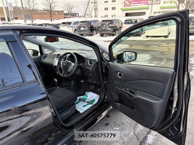 Nissan NOTE 2015-06 6277006-19