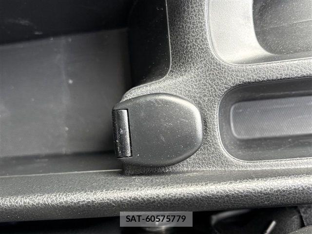 Nissan NOTE 2015-06 6277006-28