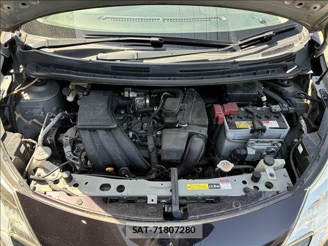 Nissan NOTE 2013-06 6613824-16