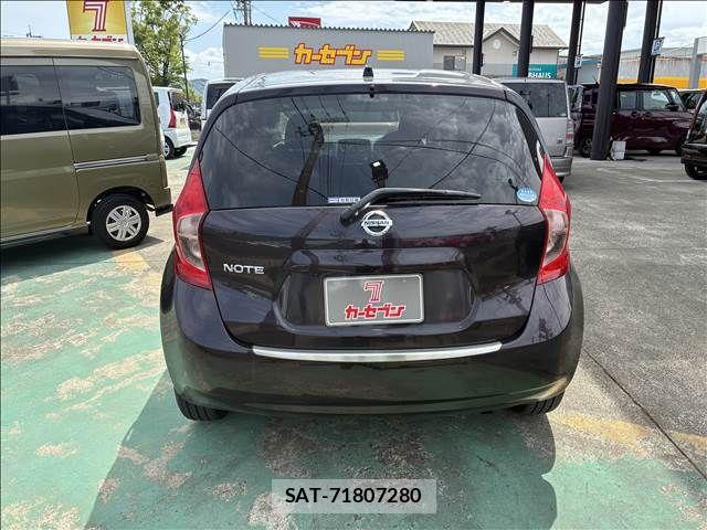 Nissan NOTE 2013-06 6613824-4