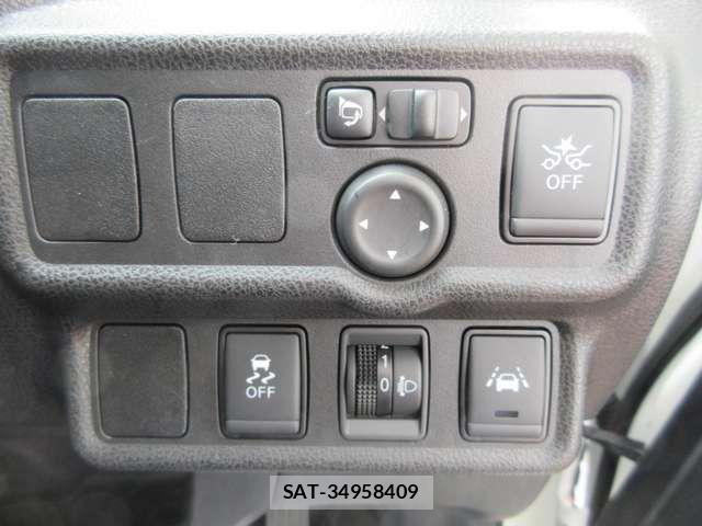 Nissan NOTE 2019-03 6691148-4