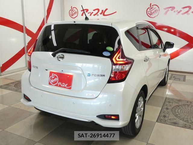 Nissan NOTE 2018-06 6752708-22