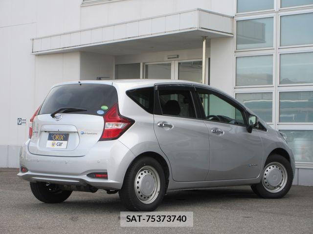 Nissan NOTE 2020-02 6752709-2