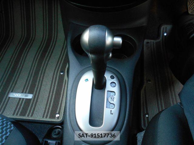 Nissan NOTE 2015-06 6816284-14