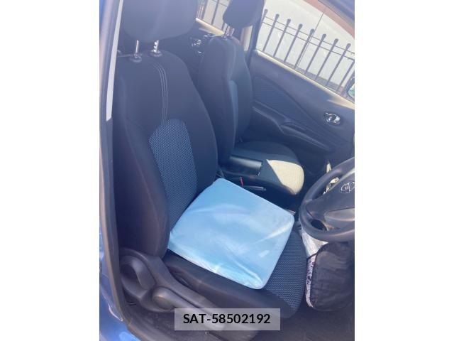 Nissan NOTE 2015-09 6910485-12