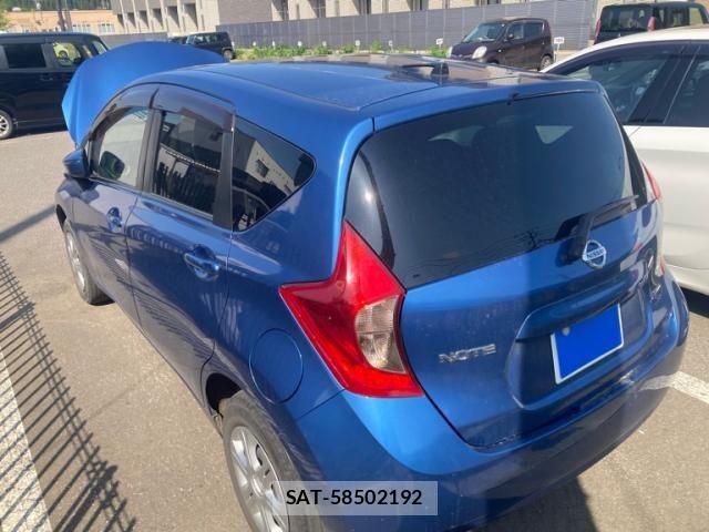 Nissan NOTE 2015-09 6910485-8