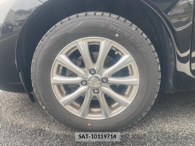 Nissan NOTE 2018-08 6910484-5