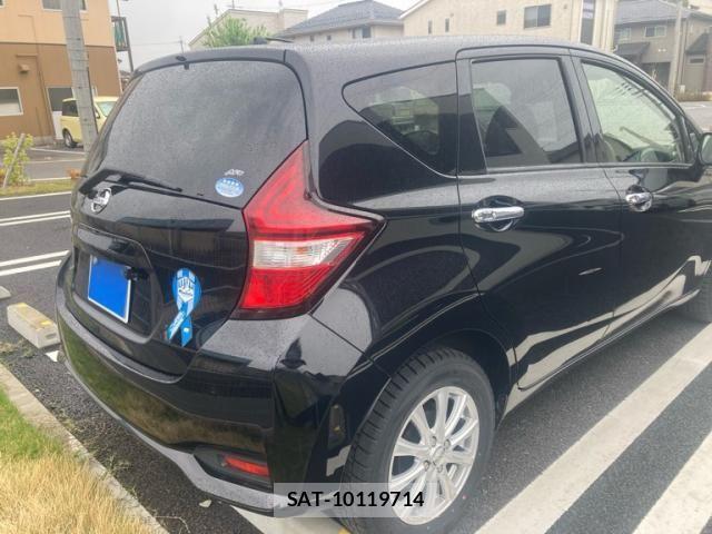 Nissan NOTE 2018-08 6910484-8
