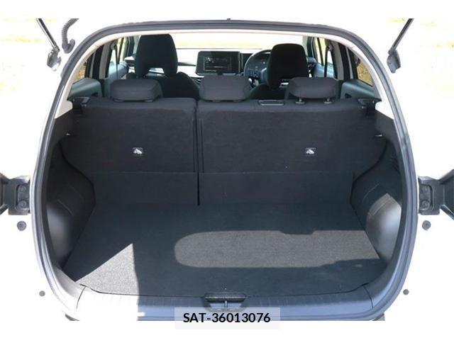 Nissan NOTE 2023-04 6910476-9