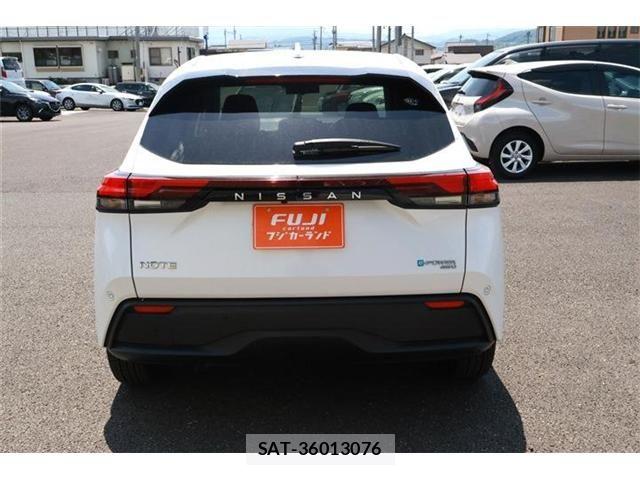 Nissan NOTE 2023-04 6910476-13