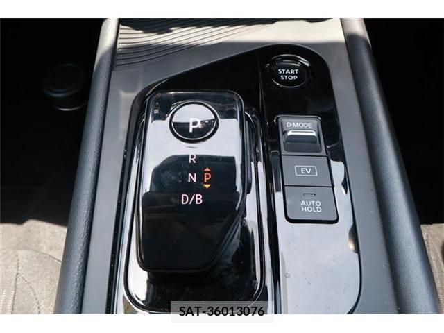 Nissan NOTE 2023-04 6910476-17