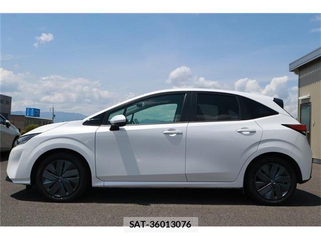 Nissan NOTE 2023-04 6910476-27
